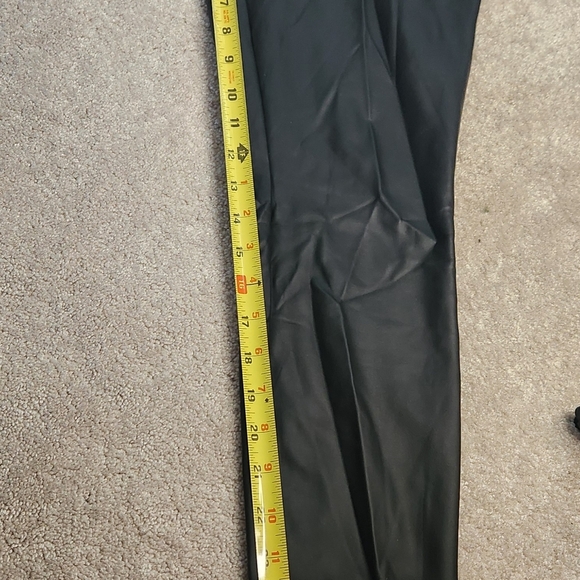 Simply Vera Vera Wang Black Leggings - Picture 9 of 9